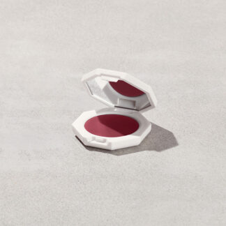 Cheeks Out Freestyle Cream Blush — Riri