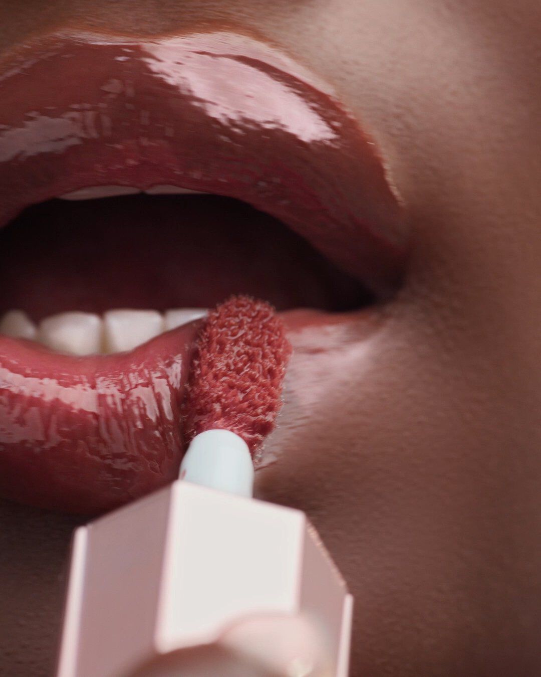 Lip Idôle JuicyTreat Lip Oil Gloss